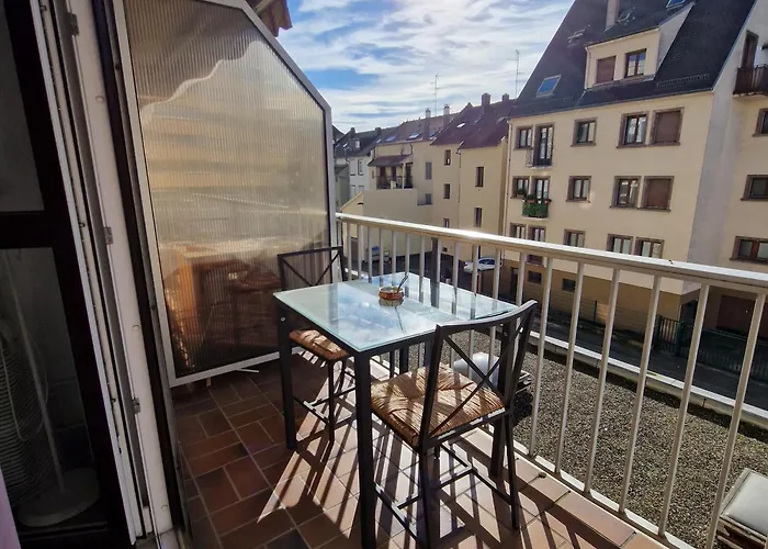 Joli Studio Dans L\'Ancien Quartier De Cronenbourg