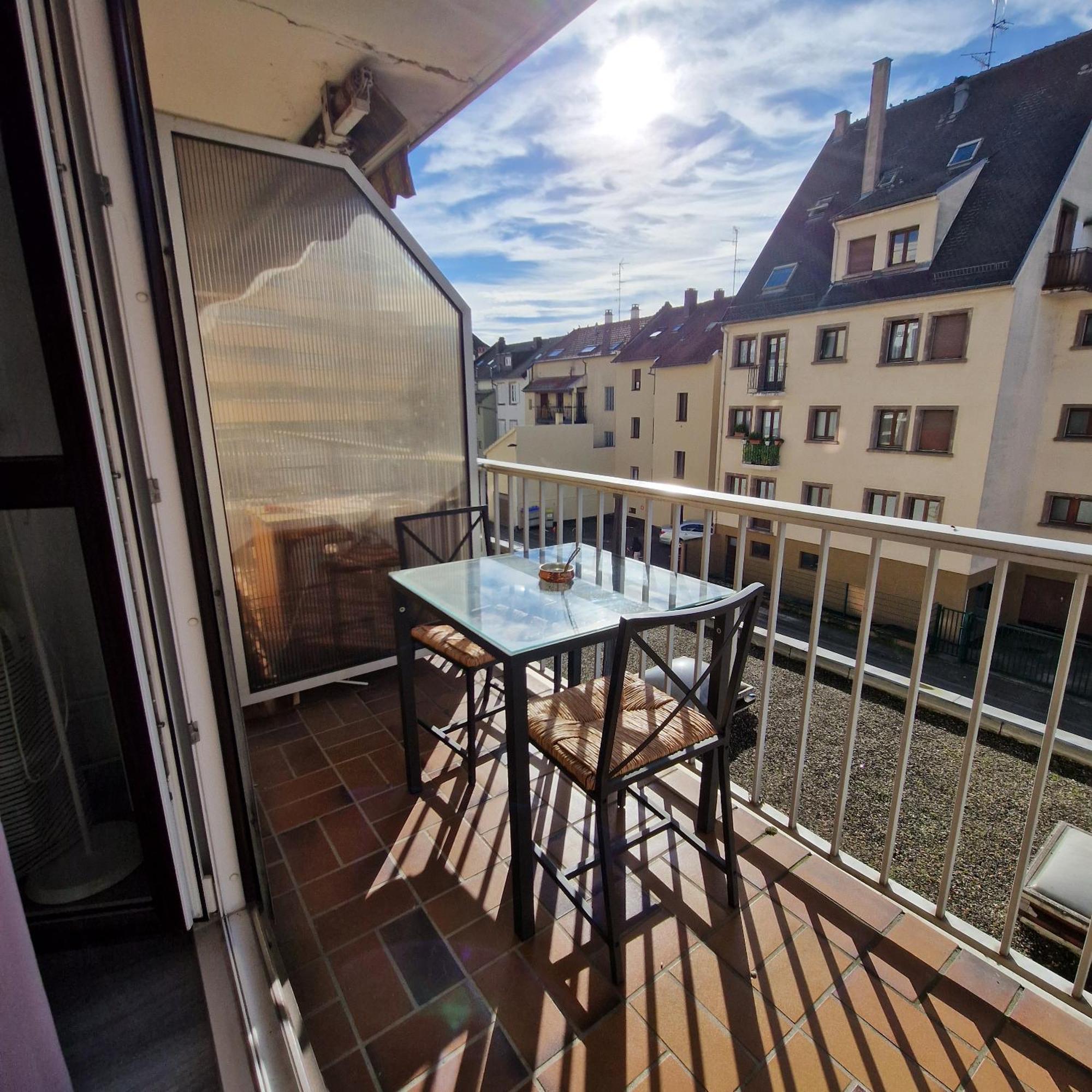 Appartement Joli Dans L'ancien Quartier De Cronenbourg *